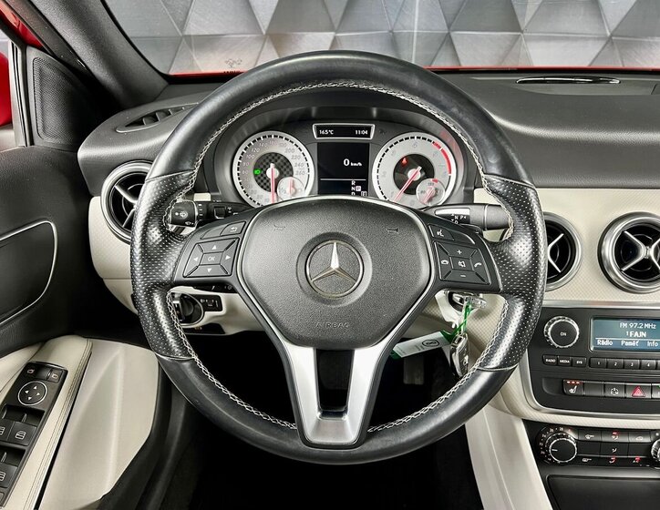 Mercedes-Benz Třídy A Hatchback 1,8 l 80 kw