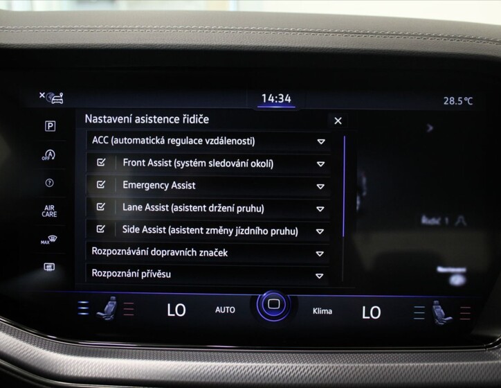 Volkswagen Touareg 16