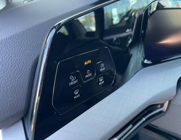 Volkswagen Golf Hatchback 1,5 l 110 kw