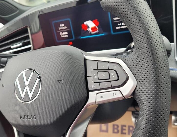 Volkswagen Passat Kombi 2,0 l 195 kw