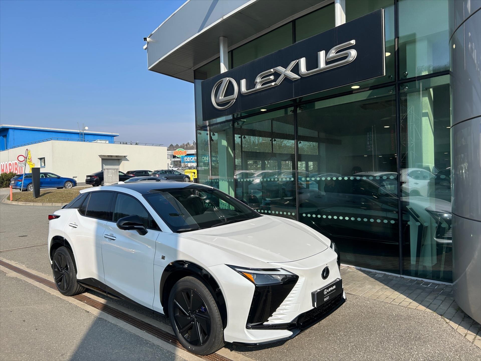 Lexus Ostatní SUV / Terénní 0,0 300 kw
