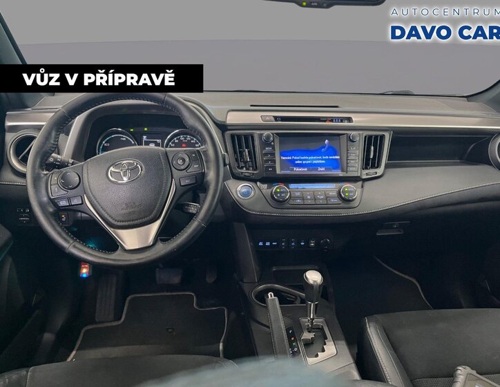 Toyota RAV4 SUV / Terénní 2,5 l 114 kw