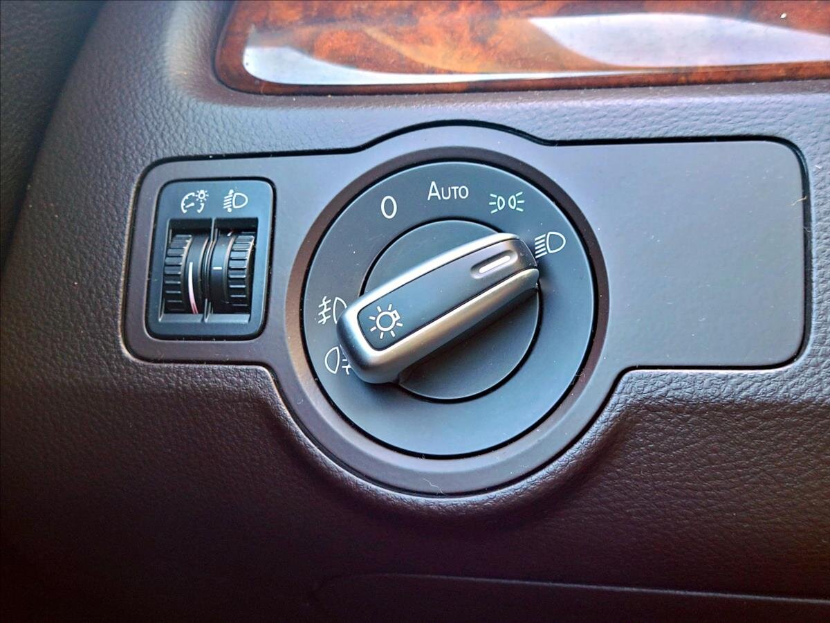 Volkswagen Passat Kombi 1,4 l 90 kw