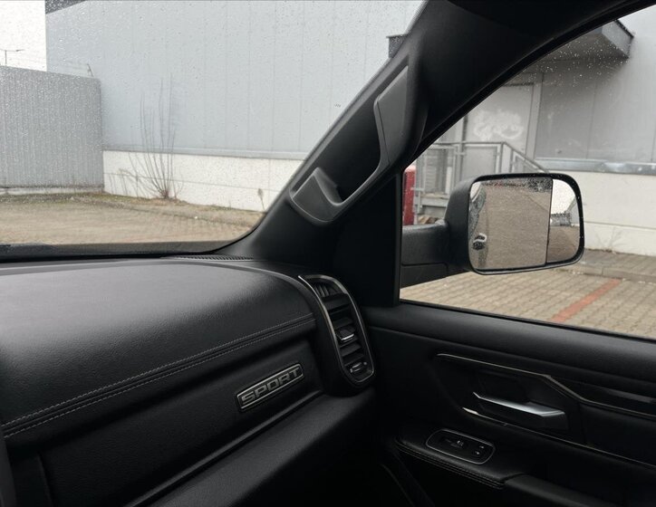 Dodge RAM 1500 Pick-up 5,7 l 291 kw