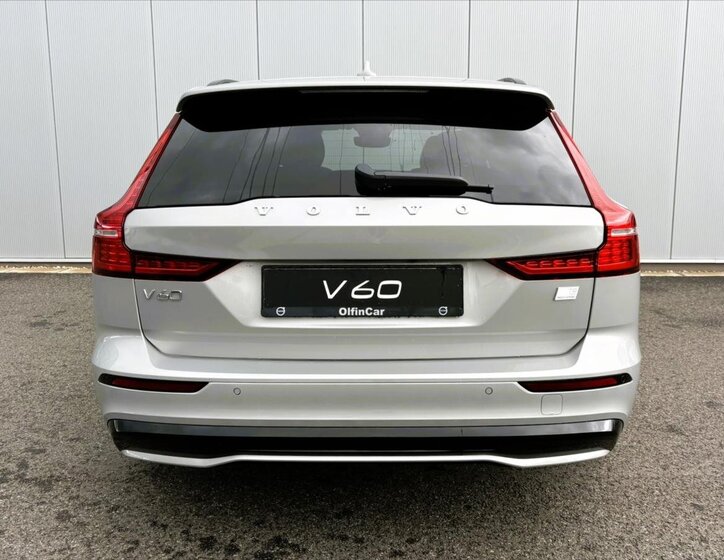 Volvo V60 Kombi 2,0 l 327 kw