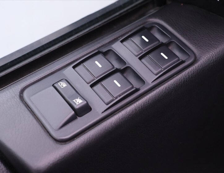 Land Rover Discovery SUV 2,7 l 140 kw