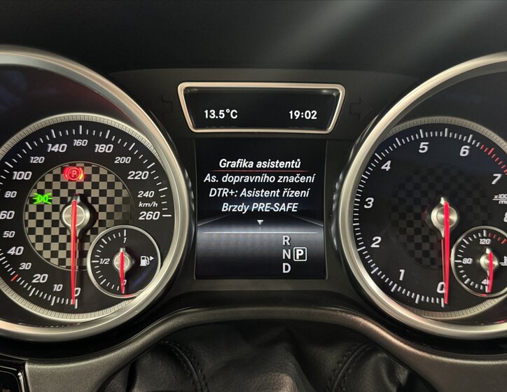 Mercedes-Benz GLE SUV 3,0 l 270 kw