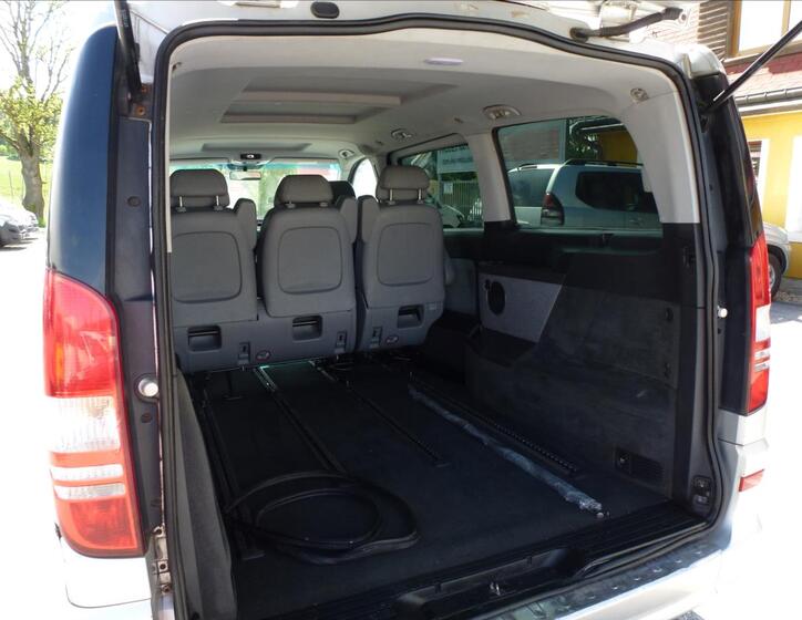 Mercedes-Benz Viano 22