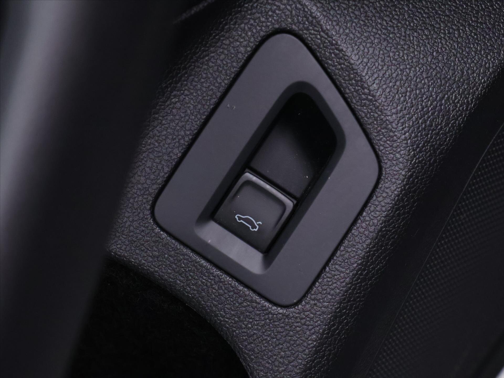 Volkswagen Arteon Kombi 2,0 l 147 kw