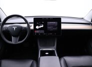 Tesla Model 3 27