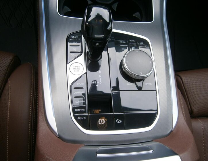 BMW X5 Kombi 3,0 l 195 kw