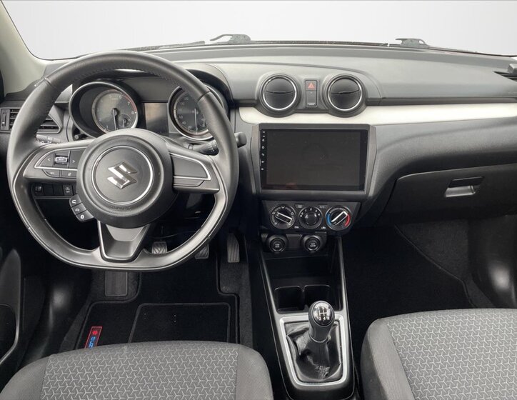 Suzuki Swift 14