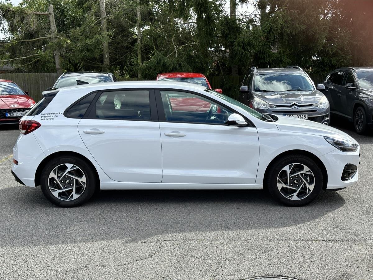 Hyundai i30 Hatchback 1,5 l 70 kw