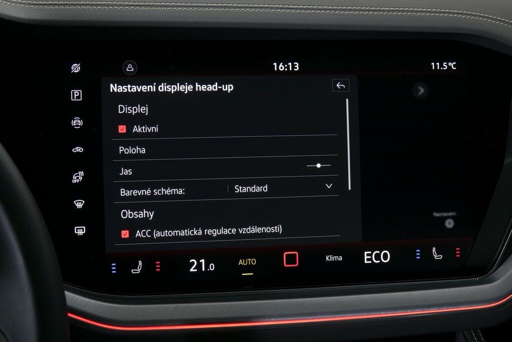 Volkswagen Touareg SUV / Terénní 3,0 l 210 kw