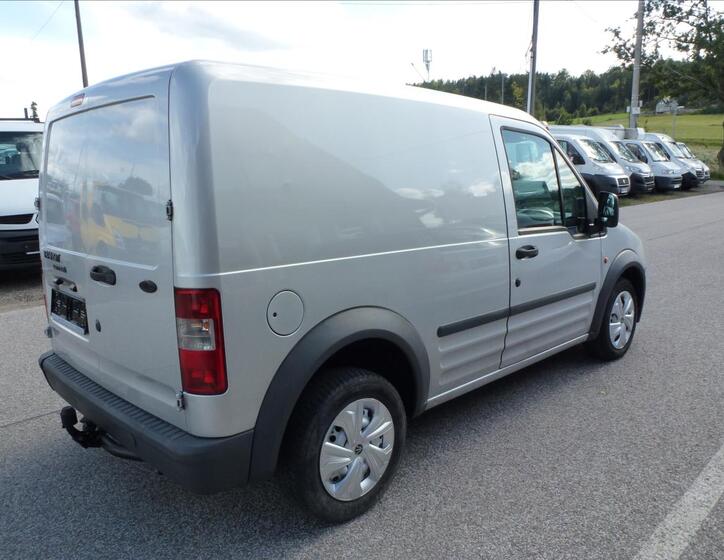 Ford Transit Connect 8