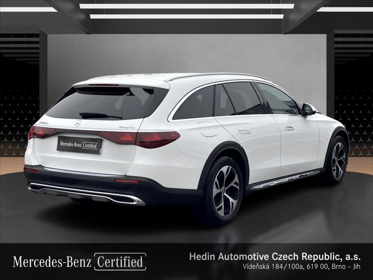 Mercedes-Benz Třídy E Kombi 2,0 l 145 kw