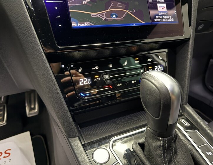 Volkswagen Passat Kombi 2,0 l 110 kw