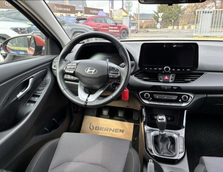 Hyundai i30 Kombi 1,5 l 70 kw