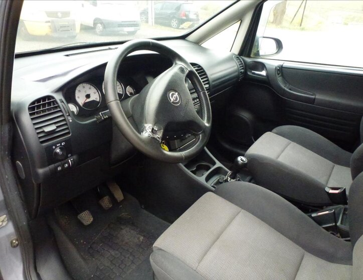 Opel Zafira Kombi 2,2 l 92 kw