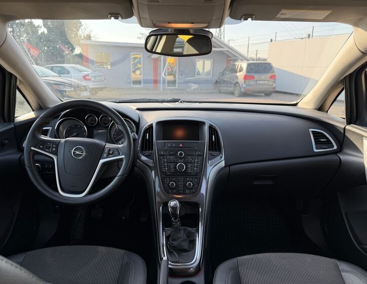 Opel Astra Kombi 1,7 l 81 kw