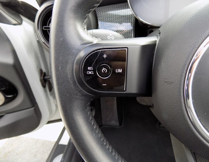 Mini Cooper Kabriolet 1,5 l 100 kw