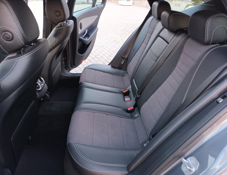 Mercedes-Benz Třídy E Kombi 3,0 l 190 kw