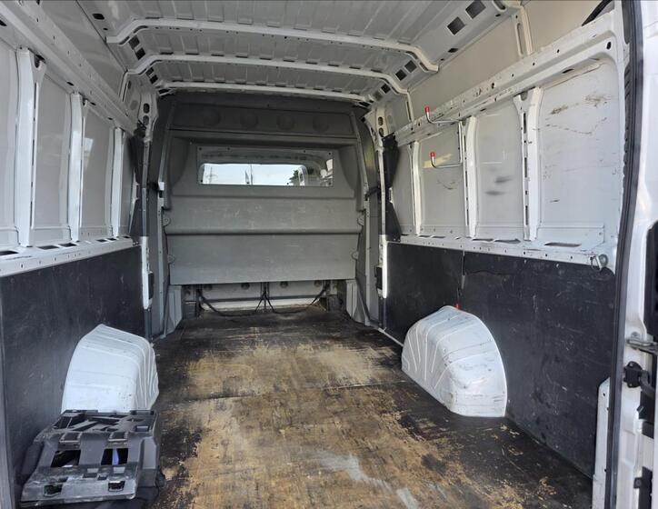 Peugeot Boxer 25