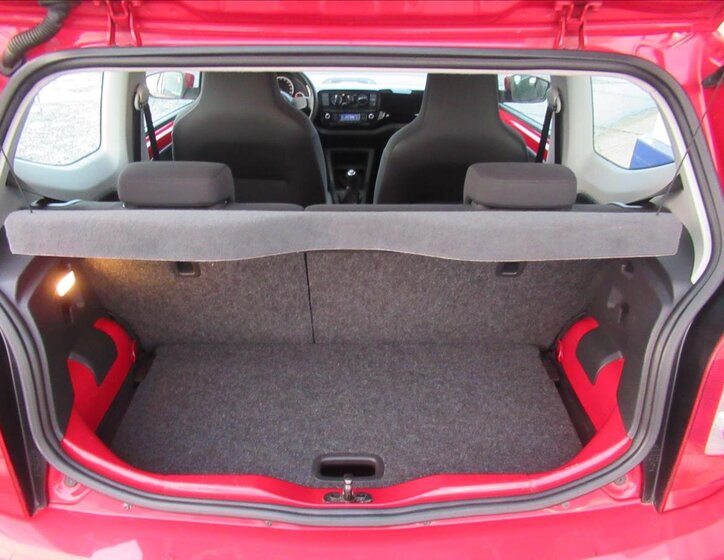 Volkswagen up! 19