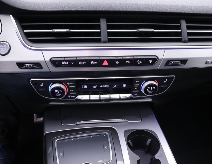 Audi Q7 SUV / Terénní 3,0 l 200 kw