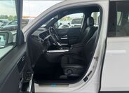 Mercedes-Benz EQB 10