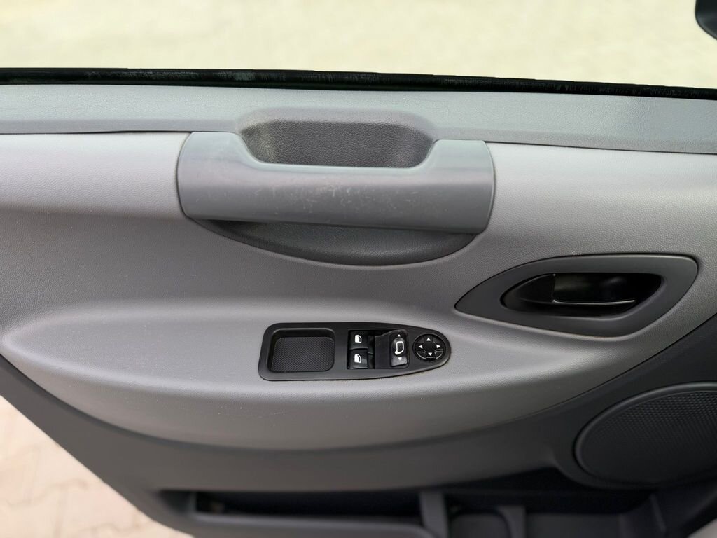 Peugeot Expert MPV 2,0 l 88 kw