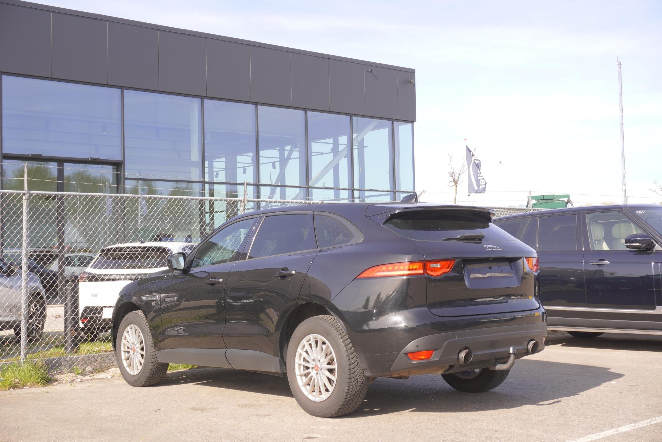 Jaguar F-Pace SUV / Terénní 2,0 l 184 kw