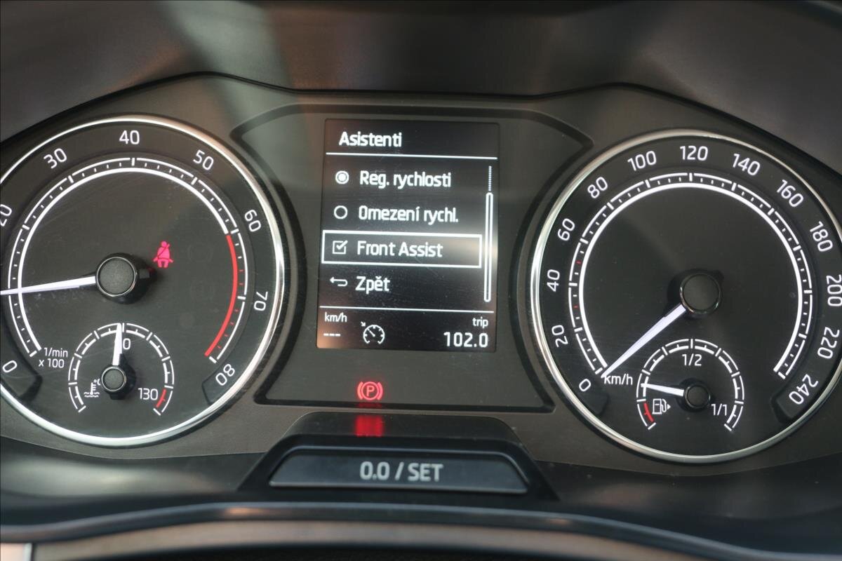 Škoda Scala Hatchback 999,0 85 kw