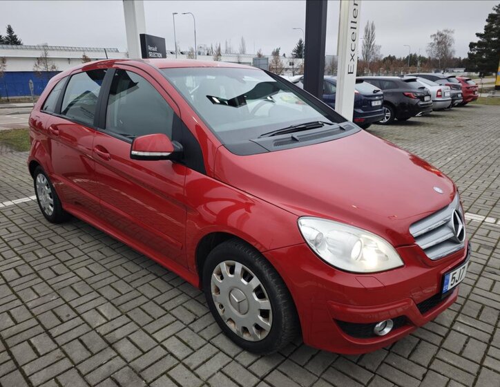 Mercedes-Benz Třídy B 8