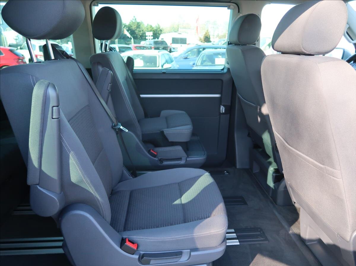 Volkswagen Multivan MPV 2,0 l 103 kw