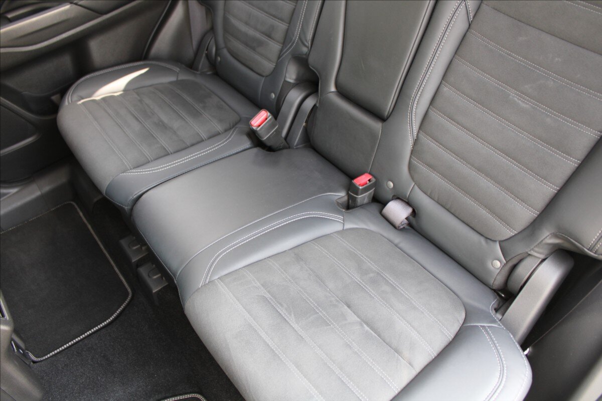 Mitsubishi Outlander SUV / Terénní 2,0 l 110 kw