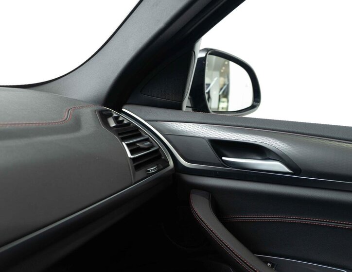 BMW X4 SUV / Terénní 3,0 l 210 kw