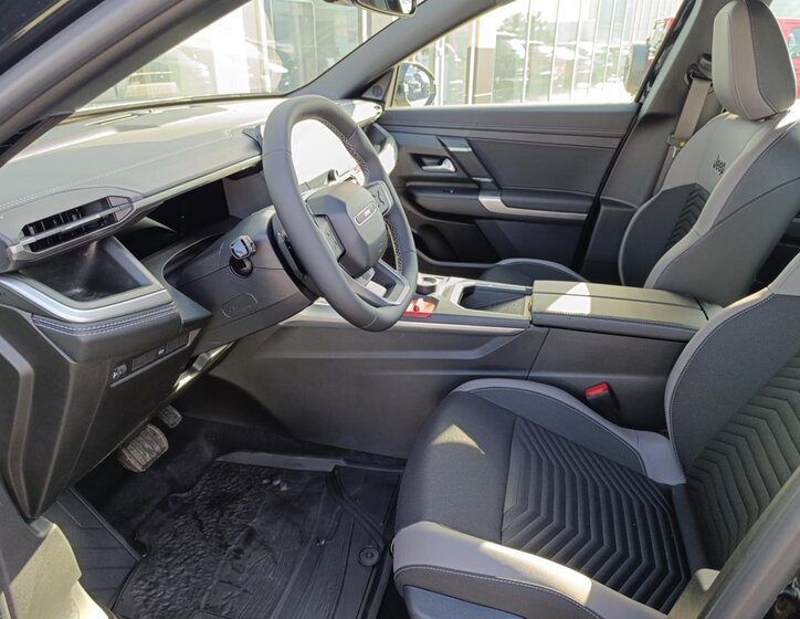 Jeep Compass SUV / Terénní 1,2 l 107 kw