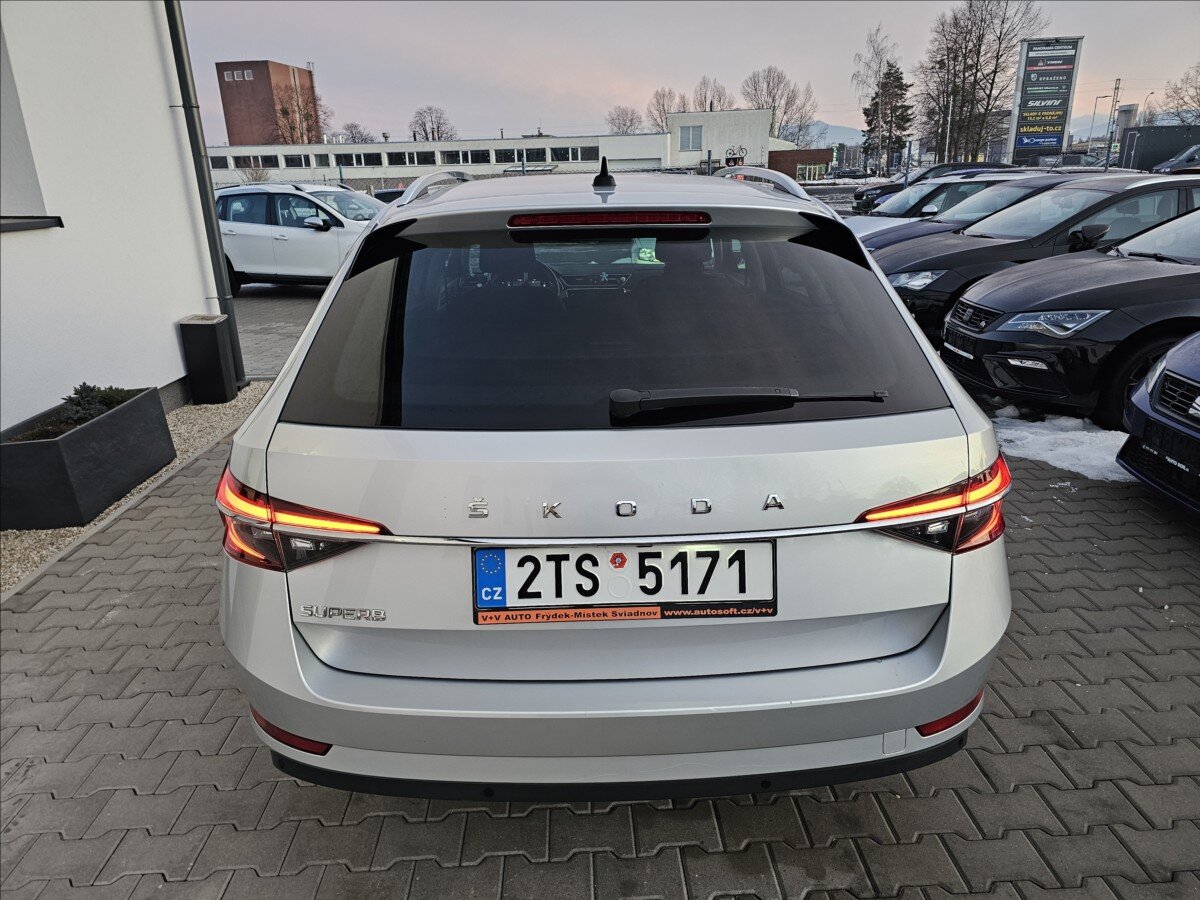 Škoda Superb Kombi 2,0 l 110 kw