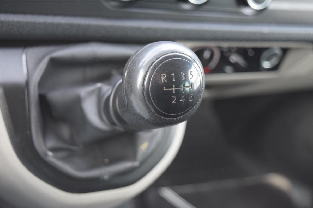 Volkswagen Transporter Kombi 2,0 l 110 kw