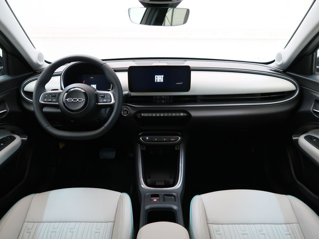 Fiat 600 Hatchback 1,2 l 100 kw