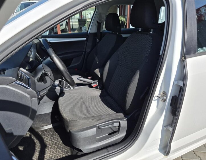 Škoda Octavia Kombi 1,6 l 77 kw