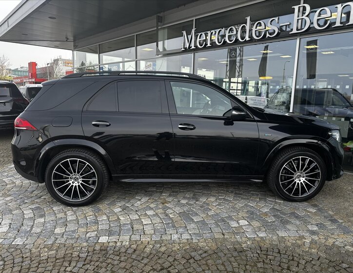 Mercedes-Benz GLE SUV / Terénní 2,0 l 143 kw