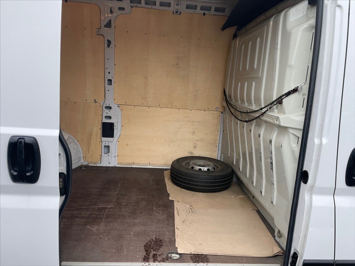 Peugeot Boxer Skříň 2,2 l 88 kw