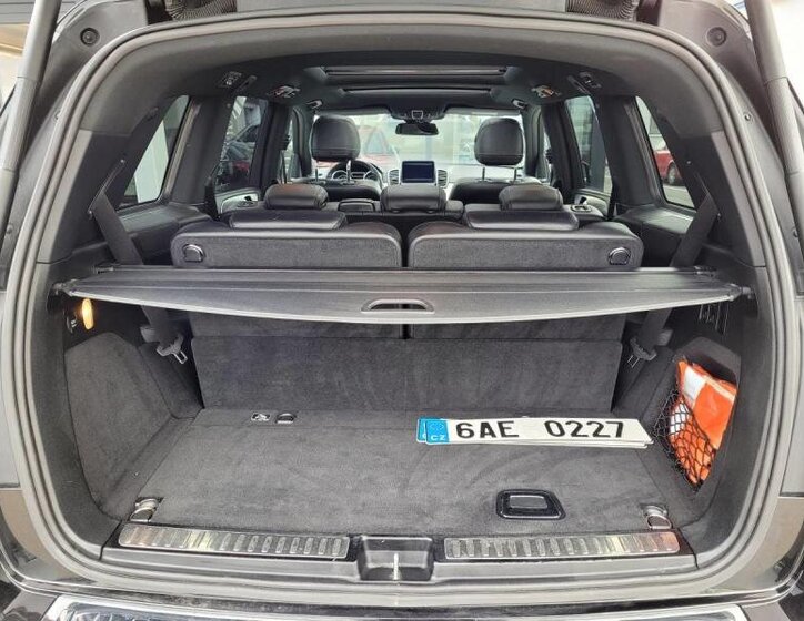 Mercedes-Benz GLS SUV 3,0 l 190 kw