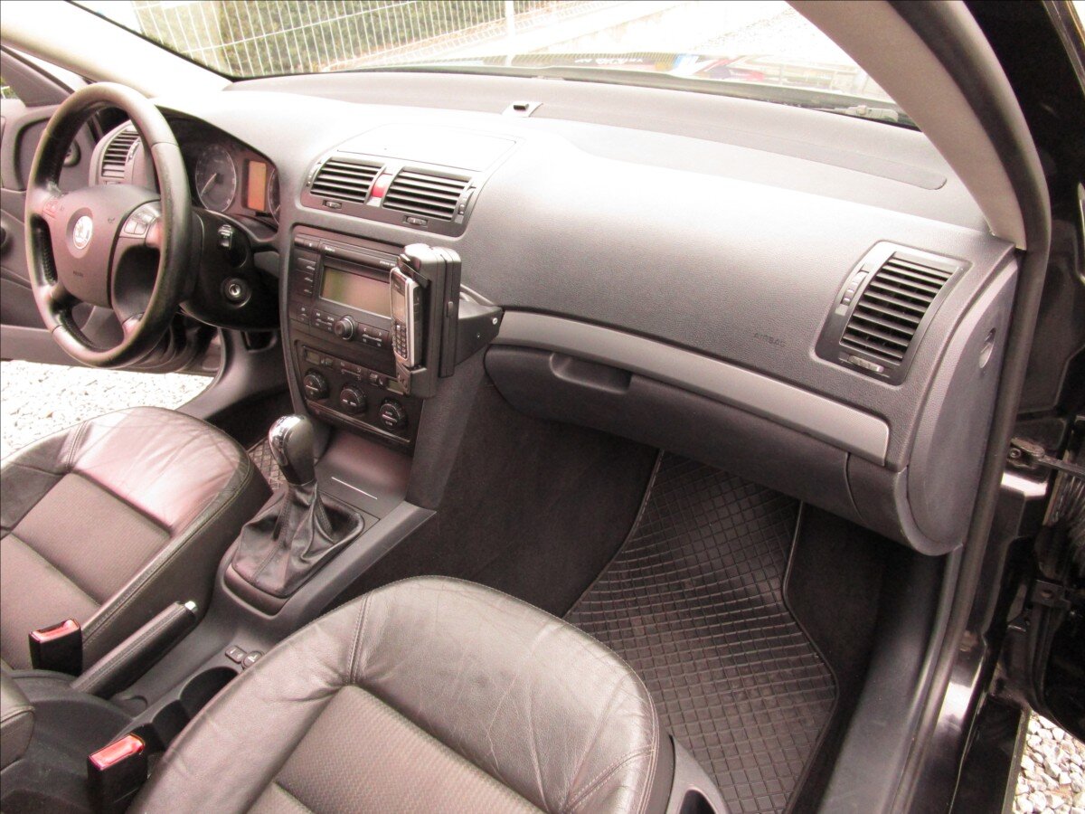 Škoda Octavia Kombi 2,0 l 103 kw