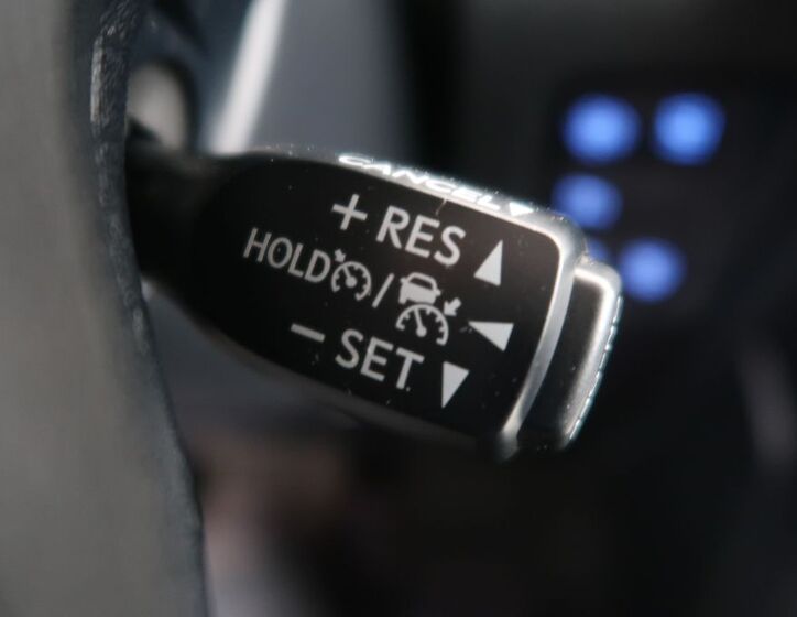 Toyota Land Cruiser 30