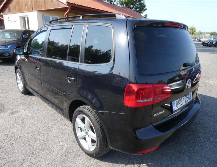 Volkswagen Touran 7