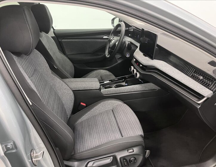 Škoda Superb Kombi 2,0 l 110 kw