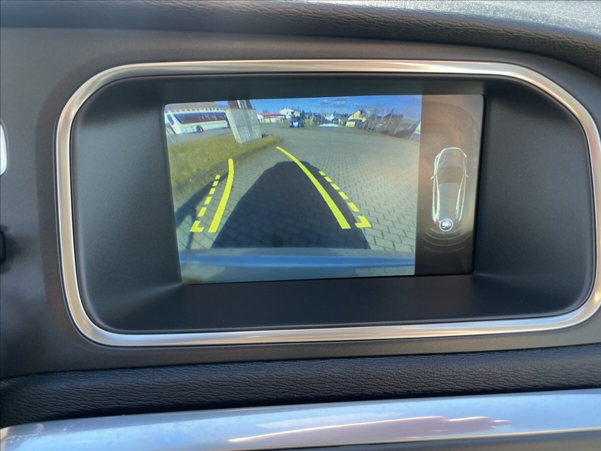 Volvo V40 Hatchback 2,0 l 140 kw